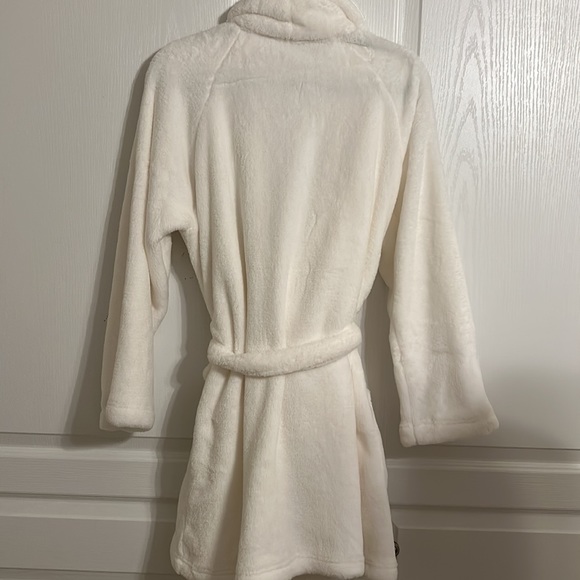 Victoria Secret Mini Robe - Picture 3 of 4